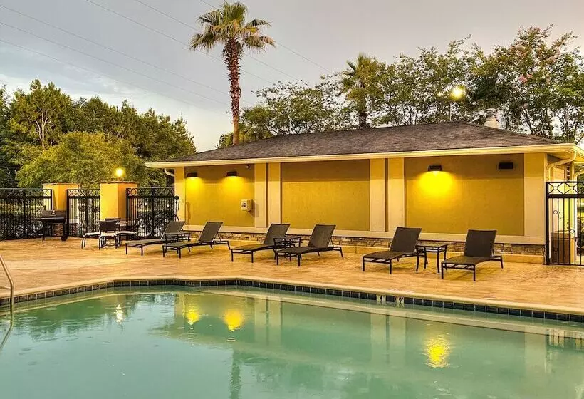 Holiday Inn Express Hotel & Suites Mobile Saraland, An Ihg