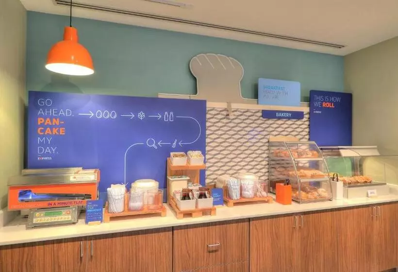 Holiday Inn Express Hotel & Suites Mobile Saraland, An Ihg