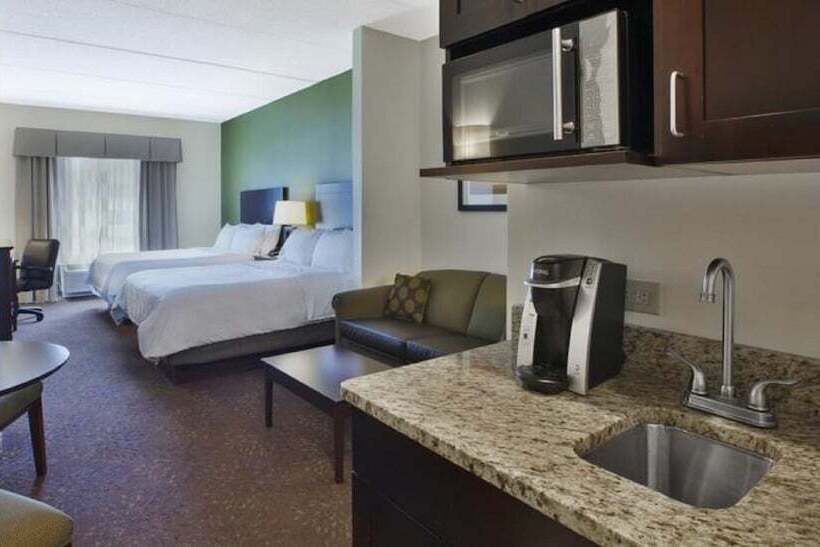 Holiday Inn Express Hotel & Suites Saginaw, An Ihg