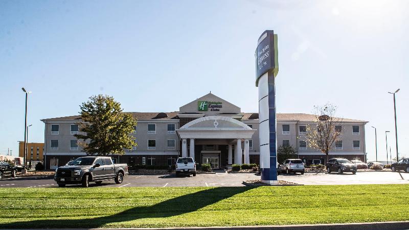 Holiday Inn Express Hotel & Suites Sedalia, An Ihg