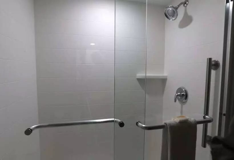 Otel Holiday Inn Express   Biloxi   Beach Blvd, An Ihg