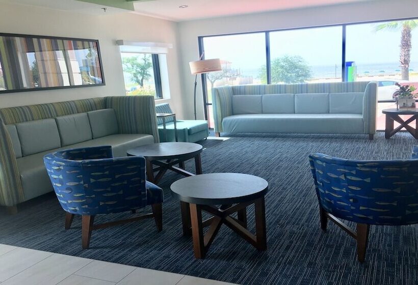 فندق Holiday Inn Express   Biloxi   Beach Blvd, An Ihg