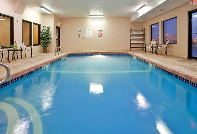 Отель Holiday Inn Express Kansas City Liberty Missouri, An Ihg