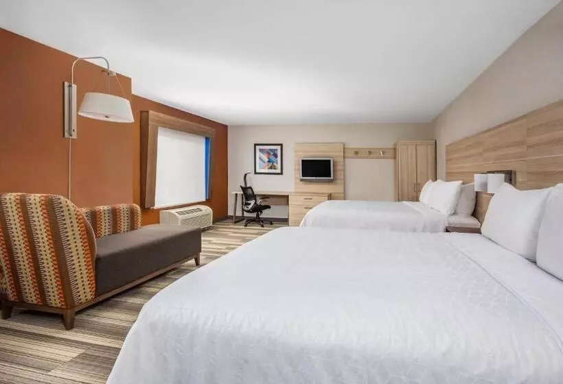 Отель Holiday Inn Express Ontario, An Ihg