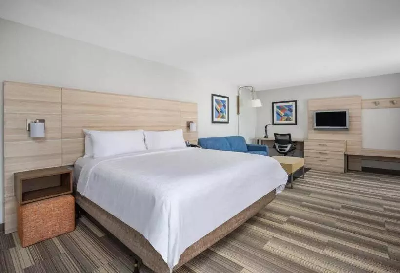Отель Holiday Inn Express Ontario, An Ihg