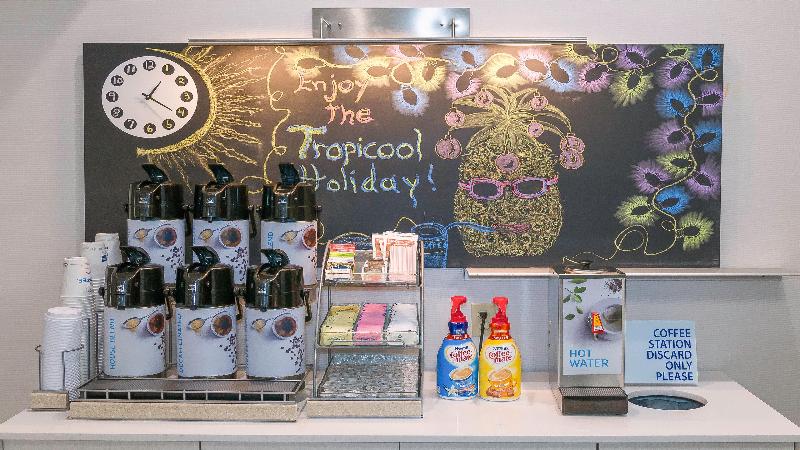 호텔 Holiday Inn Express St. Petersburg North / I 275, An Ihg