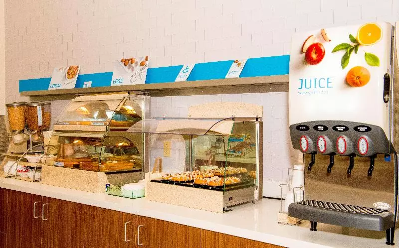 酒店 Holiday Inn Express St. Petersburg North / I 275, An Ihg