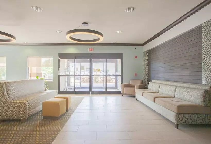 בית מלון כפרי Holiday Inn & Suites Spring The Woodlands