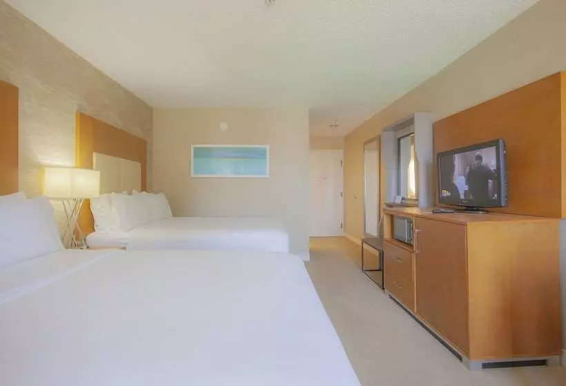 בית מלון כפרי Holiday Inn & Suites Spring The Woodlands