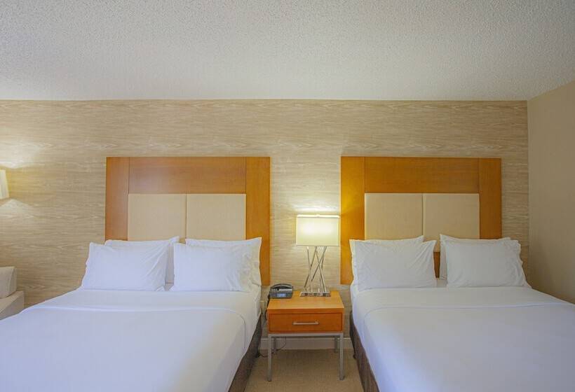 ホテル Holiday Inn & Suites Spring   The Woodlands