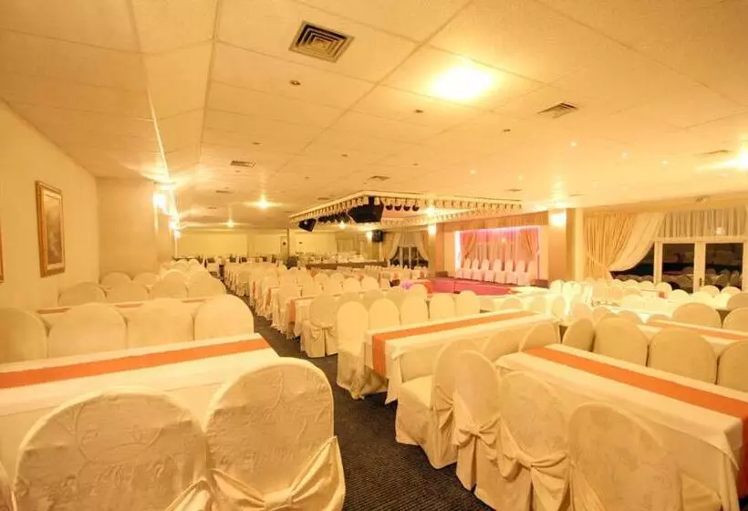 Отель Milionis Forest