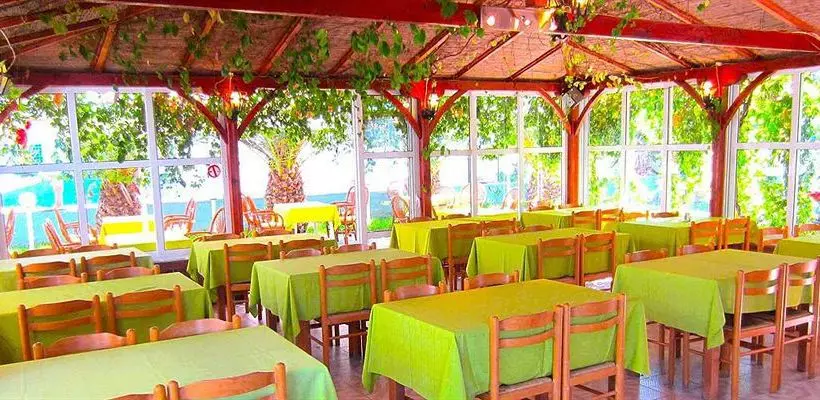 호텔 Olympion Beach