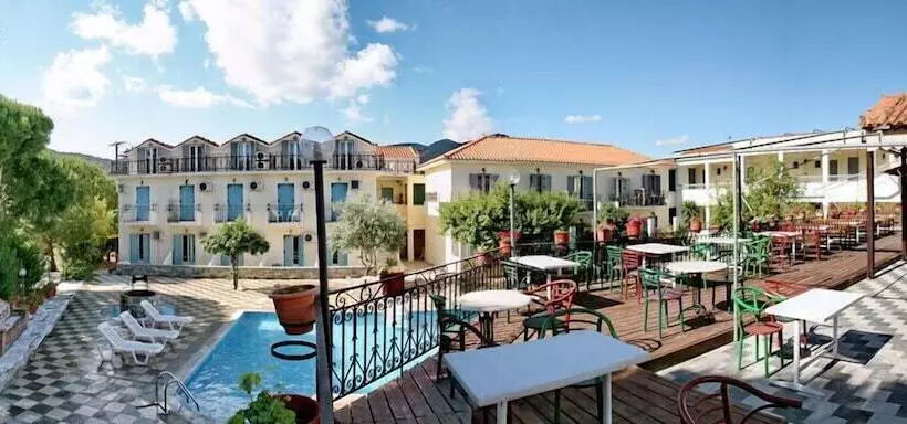 هتل Theofilos Classic