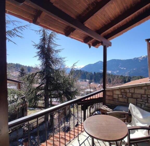 Отель Xenonas Brizi