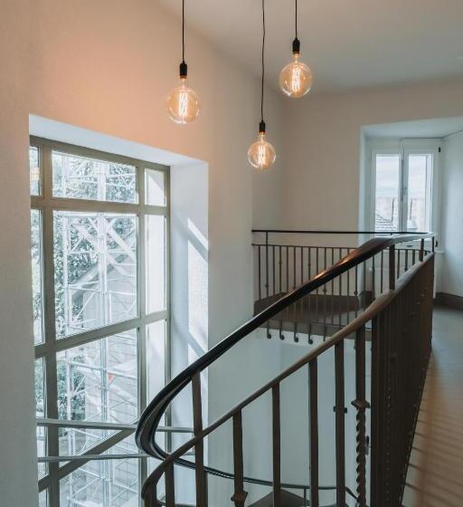 Montreux Youth Hostel