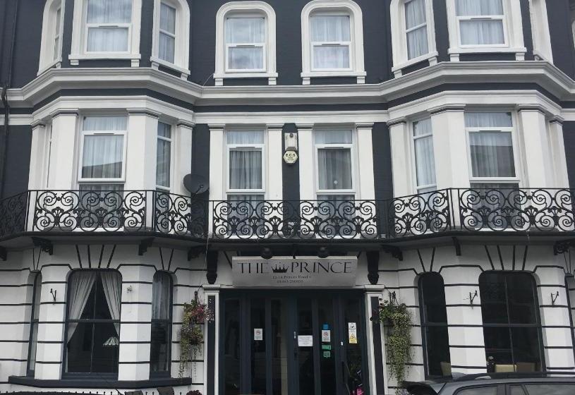 بنسيون The Prince Guest House