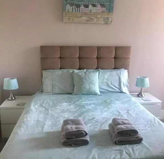 פנסיון The Prince Guest House