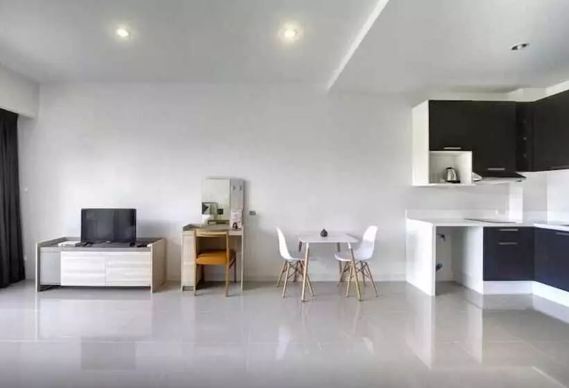 Chic Residences At Karon Beach