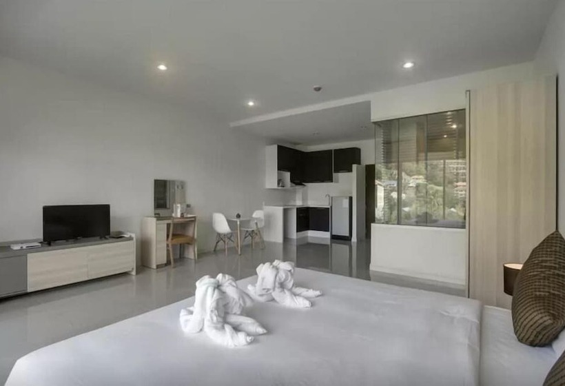 Chic Residences At Karon Beach