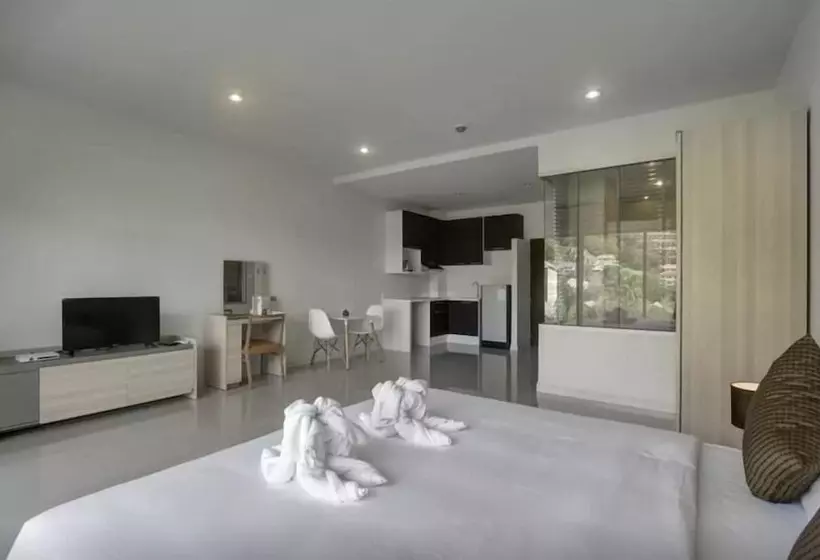 Chic Residences At Karon Beach