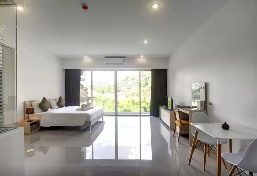 Chic Residences At Karon Beach