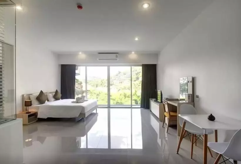 Chic Residences At Karon Beach