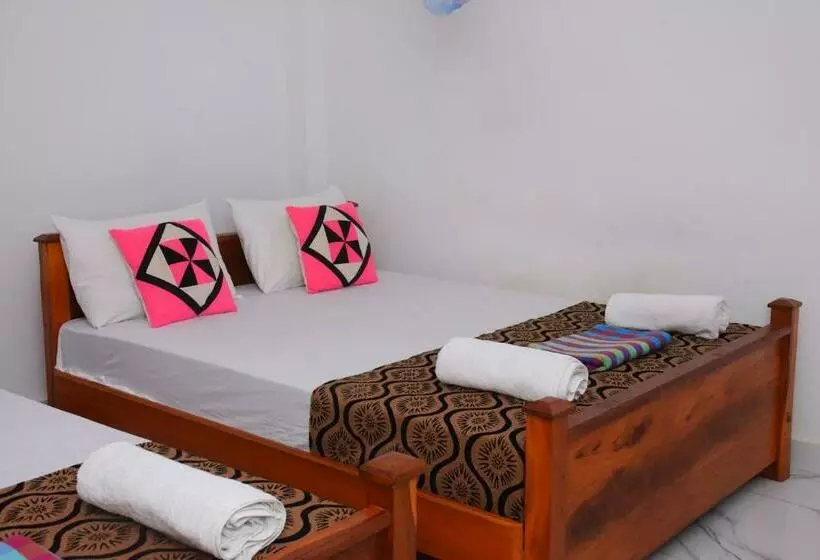 Majatalo Leesa Villa Safari Resort