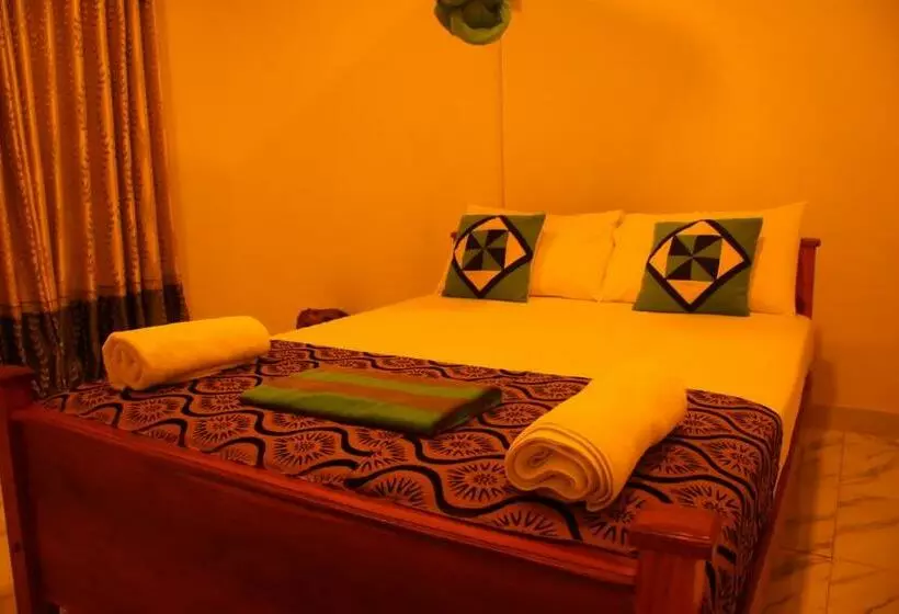 Majatalo Leesa Villa Safari Resort