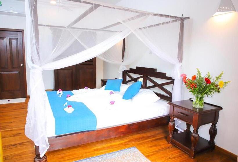 הוסטל Sky And Sand Guesthouse