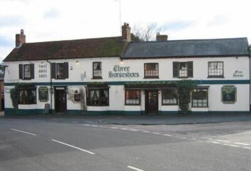 ベッドアンドブレックファースト The Three Horseshoes