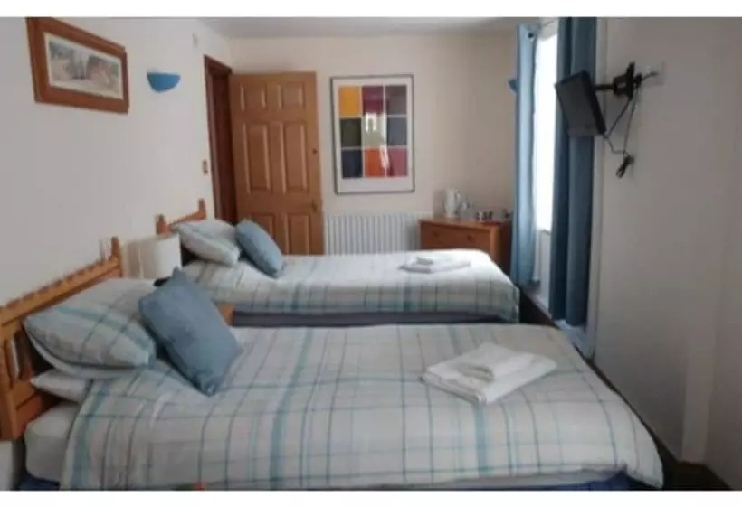 Bed and Breakfast The Three Horseshoes