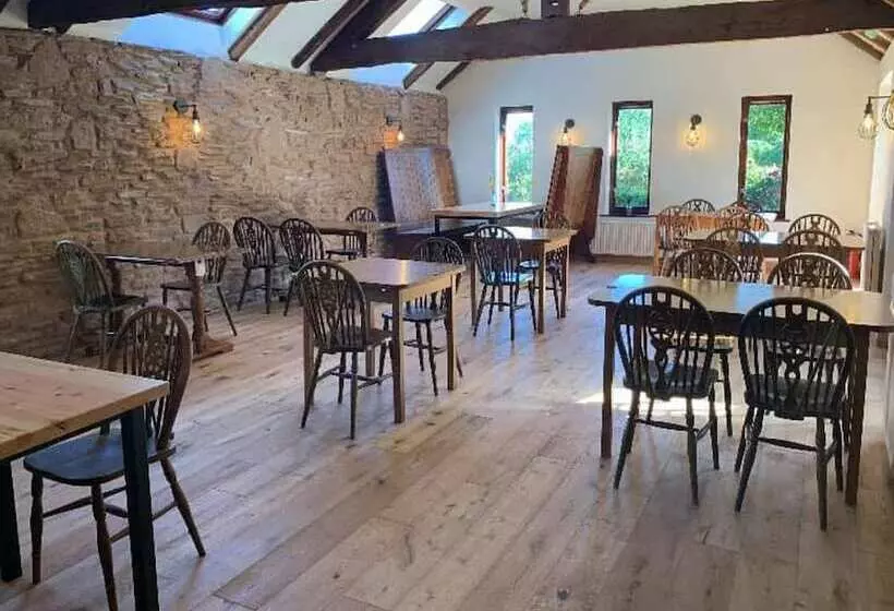 Bed and Breakfast The Three Horseshoes