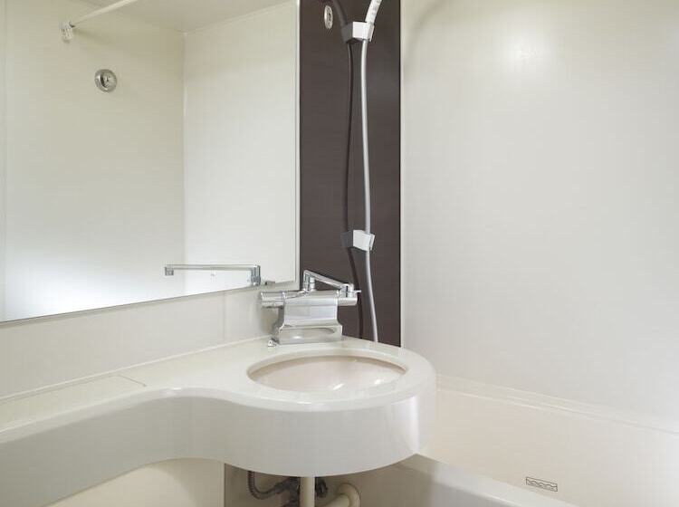 Отель Almont Inn Tokyo Nihonbashi