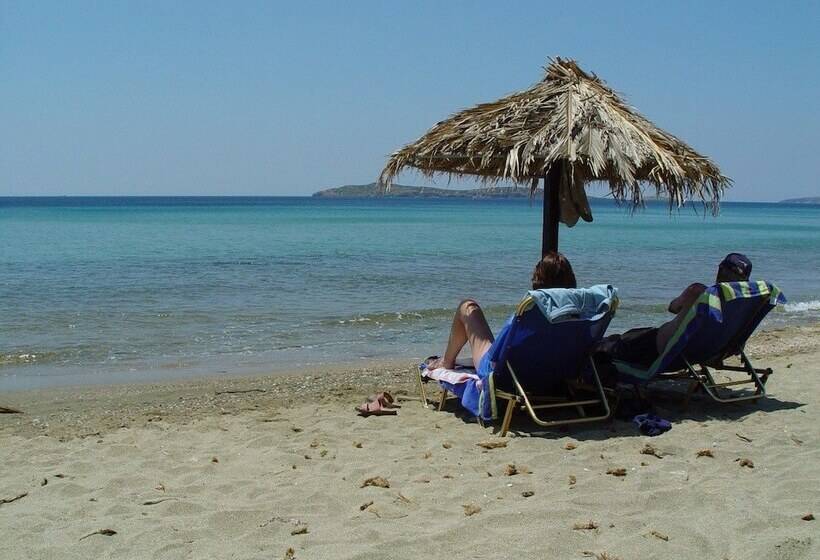 호텔 Aneroussa Beach