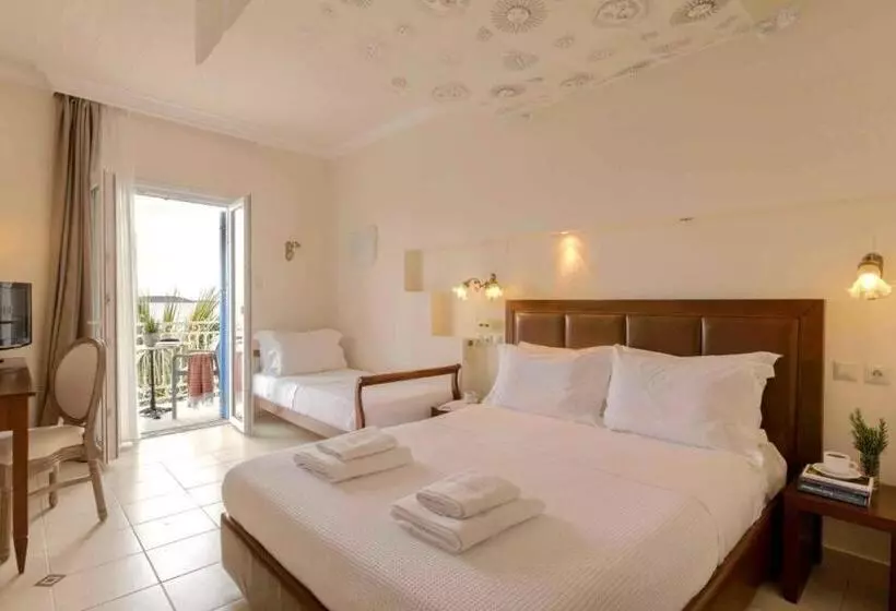 Hotel Aneroussa Beach