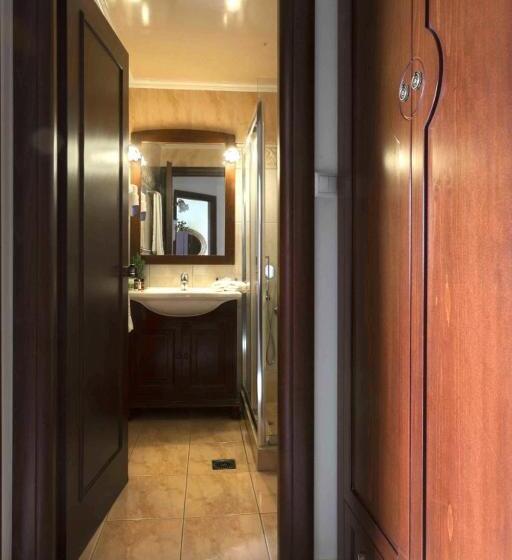 호텔 Aneroussa Beach