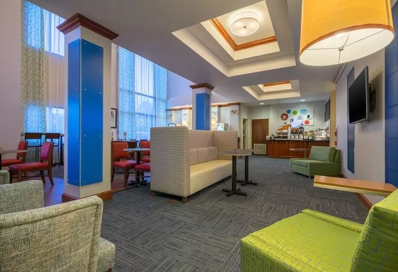 酒店 Holiday Inn Express And Suites   Quakertown, An Ihg