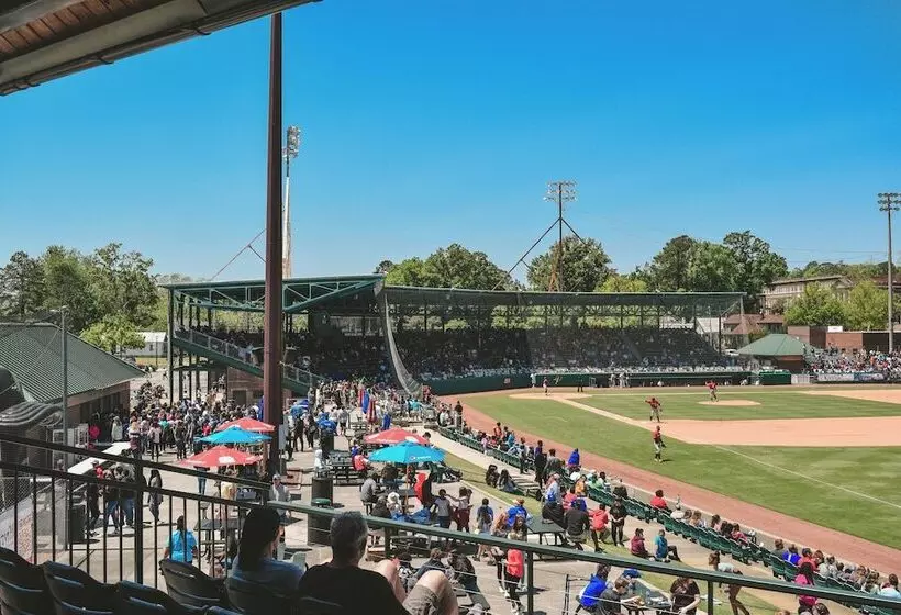 Holiday Inn Express Hotel & Suites Kinston, An Ihg