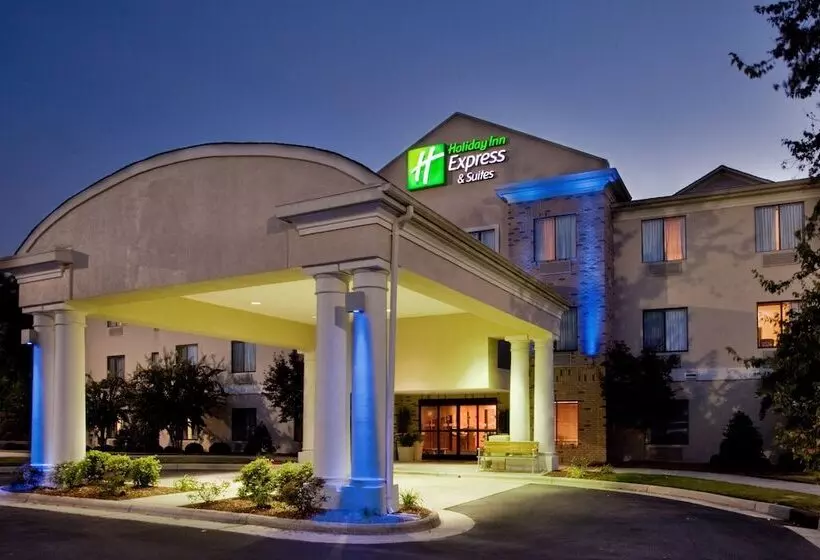 Holiday Inn Express Hotel & Suites Kinston, An Ihg