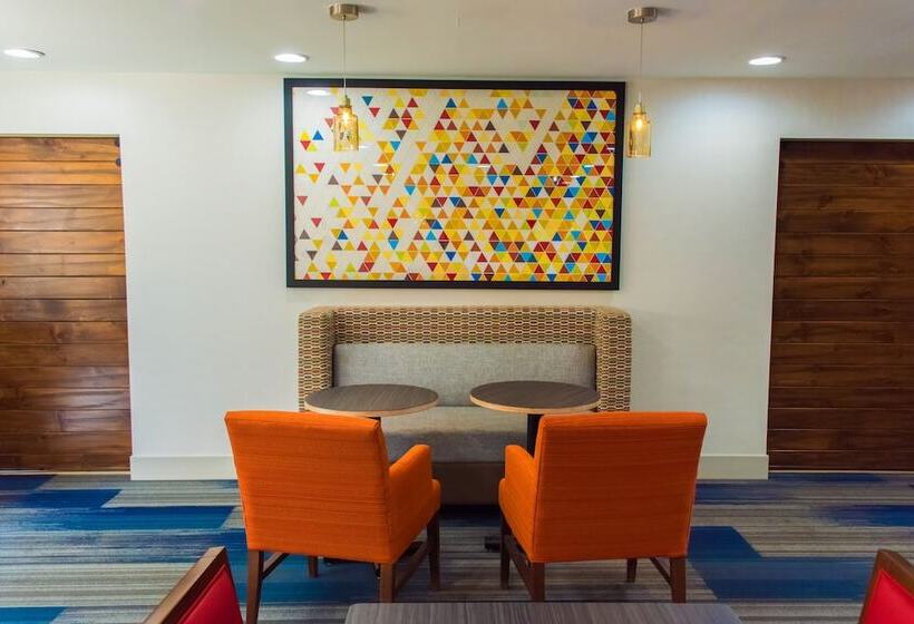 Holiday Inn Express Hotel & Suites Kinston, An Ihg