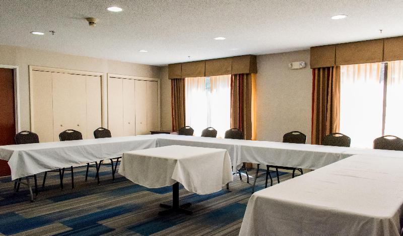 Holiday Inn Express Hotel & Suites Kinston, An Ihg