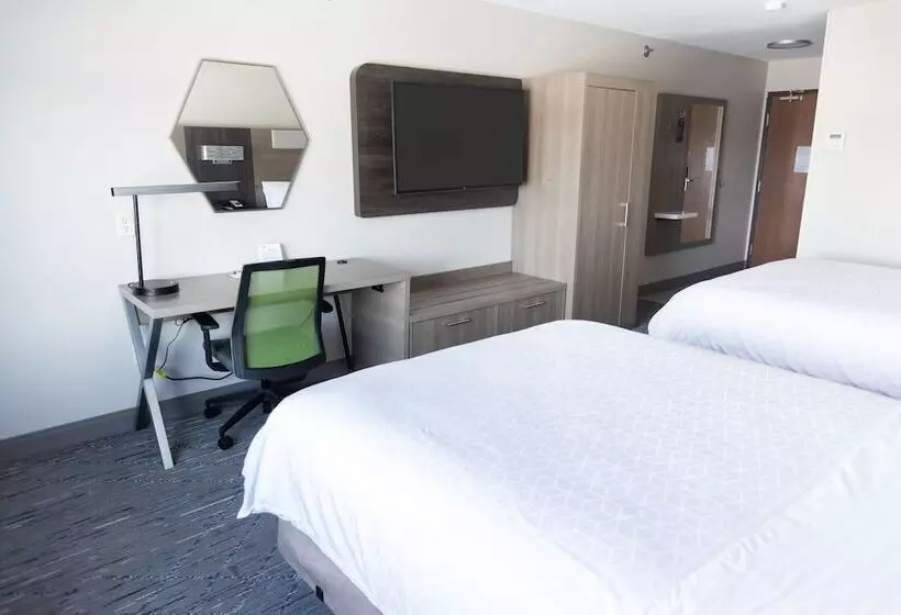 בית מלון כפרי Holiday Inn Express Oneill By Ihg