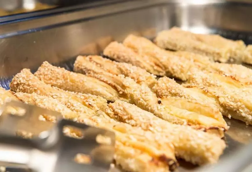 Отель Premier Agrinio Heart