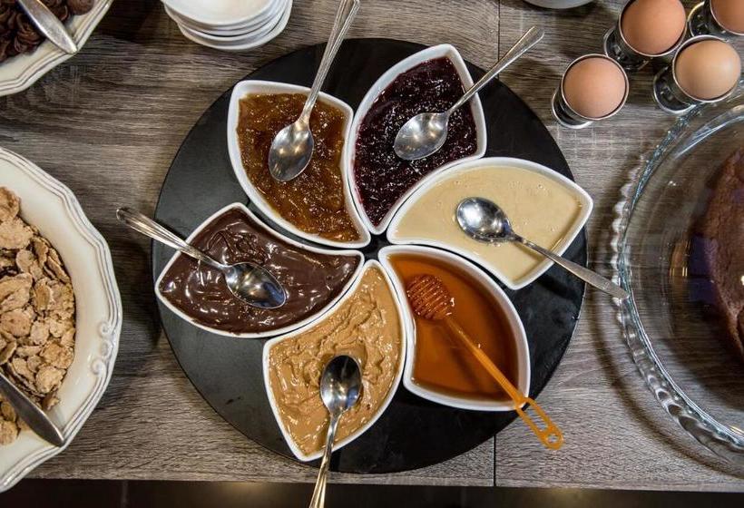 ホテル Premier Agrinio Heart