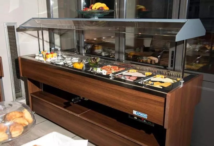 Отель Premier Agrinio Heart