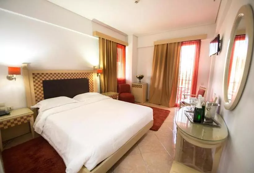 Отель Premier Agrinio Heart