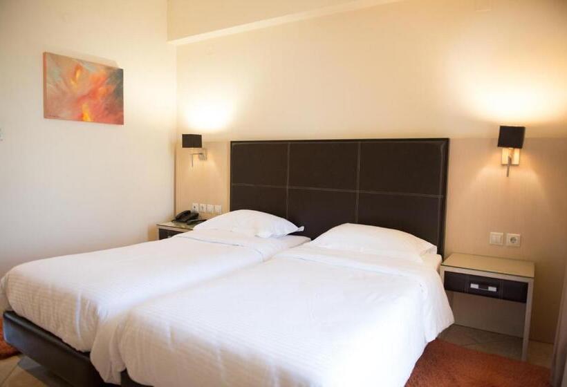 ホテル Premier Agrinio Heart