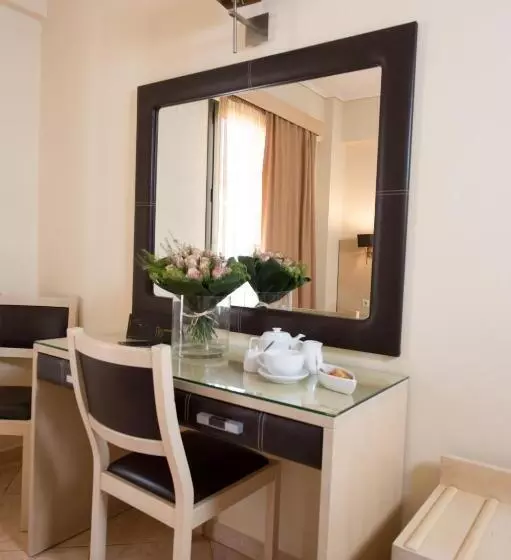 Отель Premier Agrinio Heart