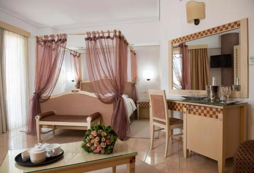 Отель Premier Agrinio Heart