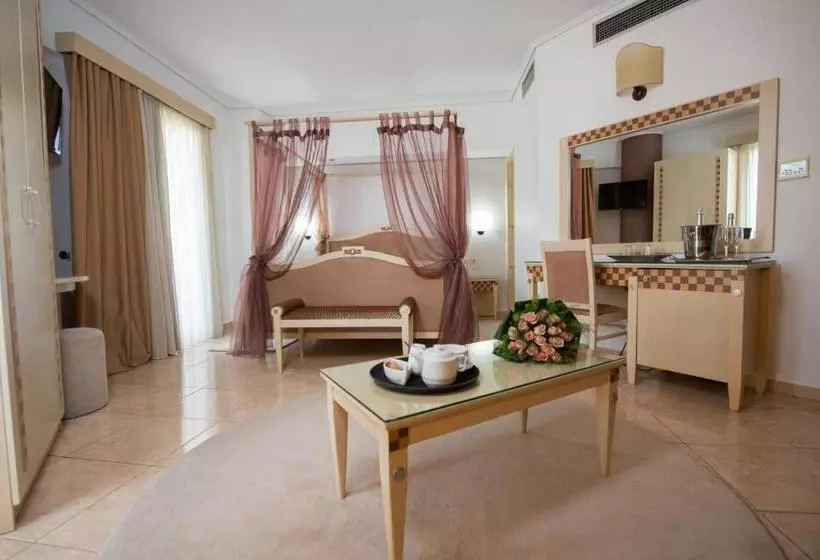 Отель Premier Agrinio Heart